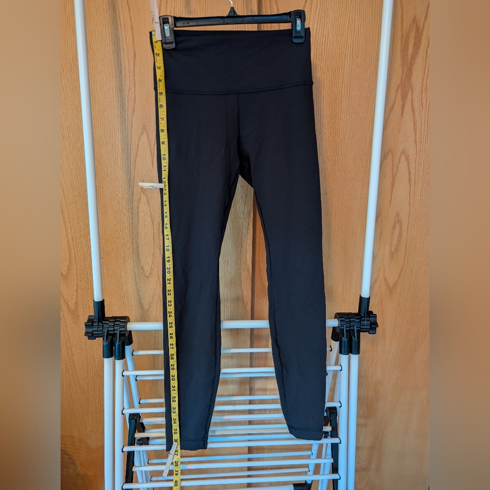 Lululemon Wundertrain Black High-Waisted Leggings 28" - Size 8